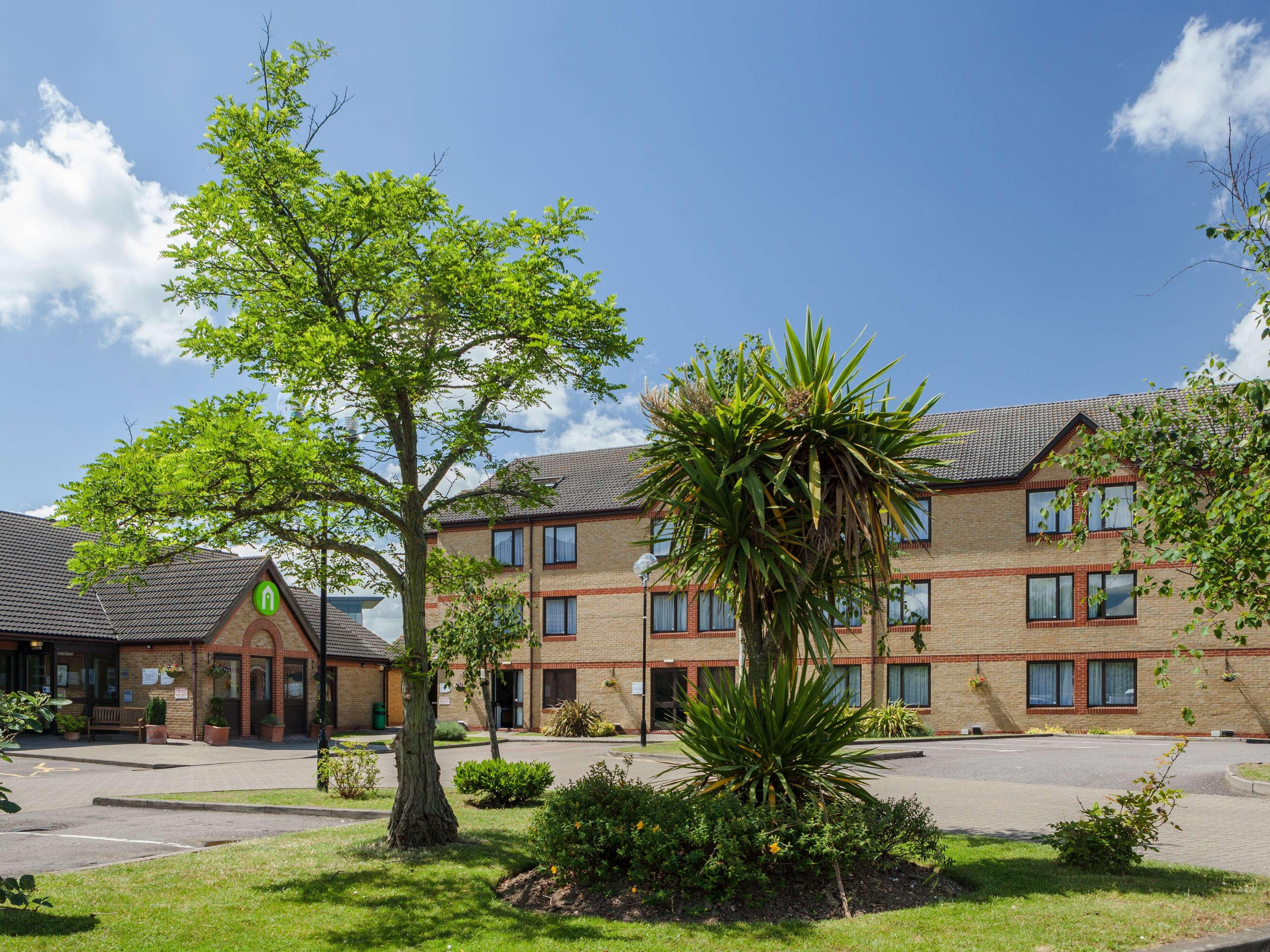Campanile Hotel Dartford Exterior photo