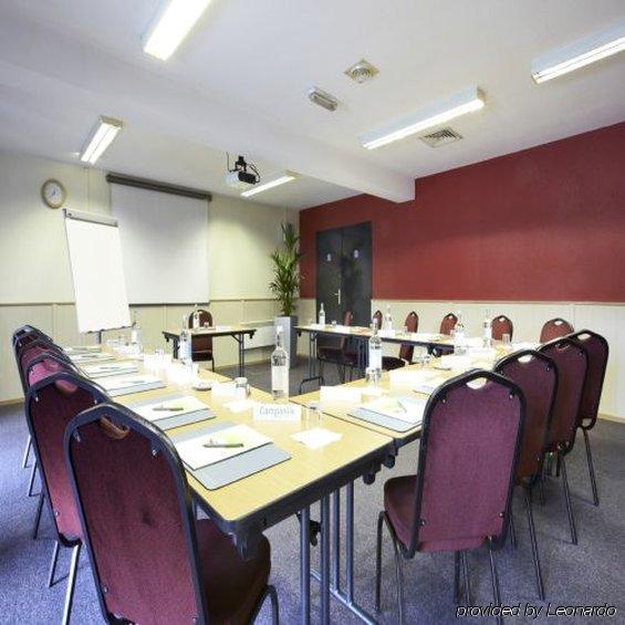 Campanile Hotel Dartford Business photo